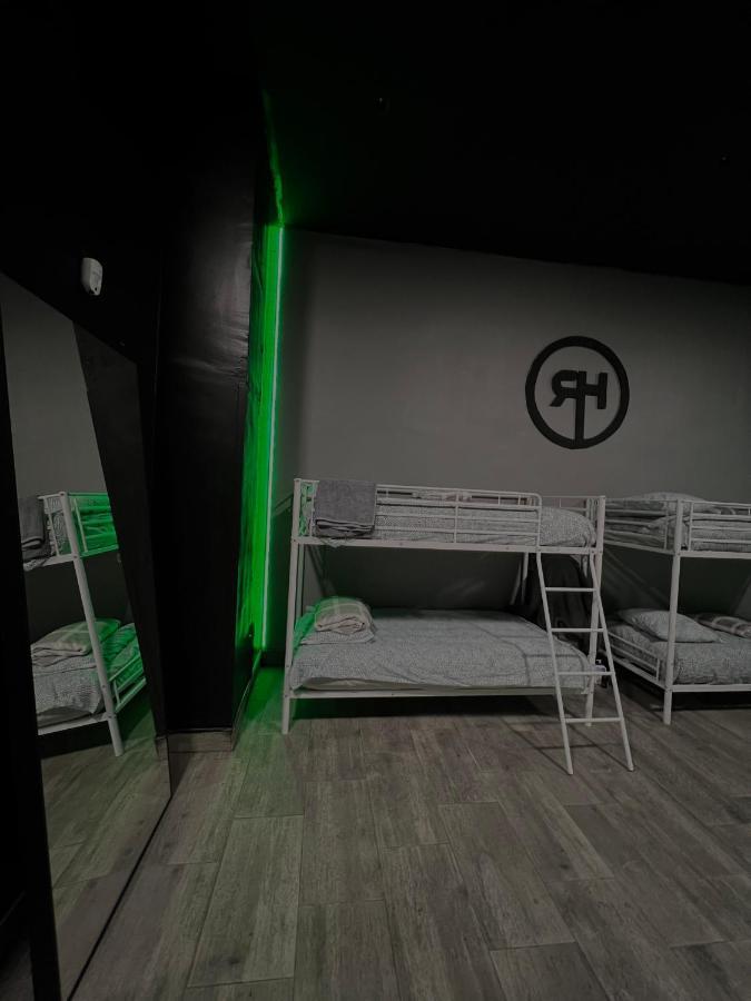 Rio Hostel Madrid Exterior photo